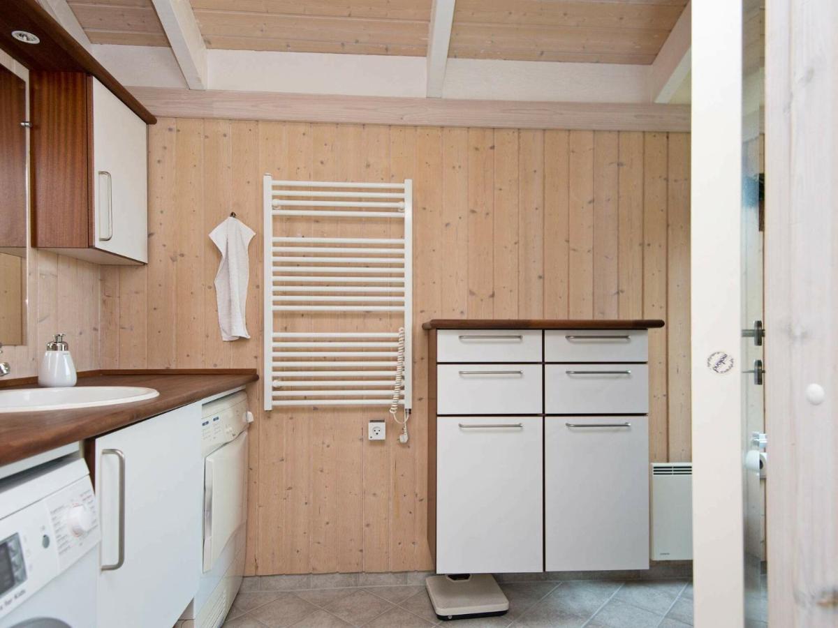 6 Person Holiday Home In Ebeltoft Exterior photo